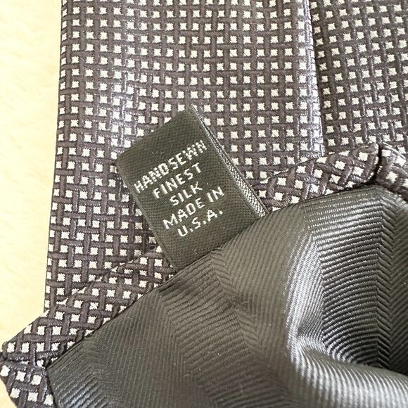 Robert Talbott Carmel Silk Tie Black Gray Print Hand Sewn USA - Picture 7 of 9